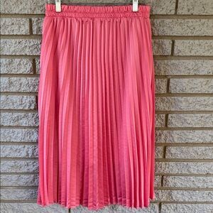 Chic Coral A-Line Pleated Skirt
